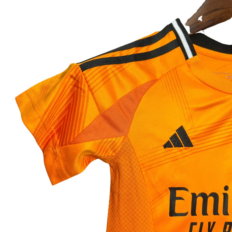 Conjunto Real Madrid Niños Segunda Equipacion 24/25